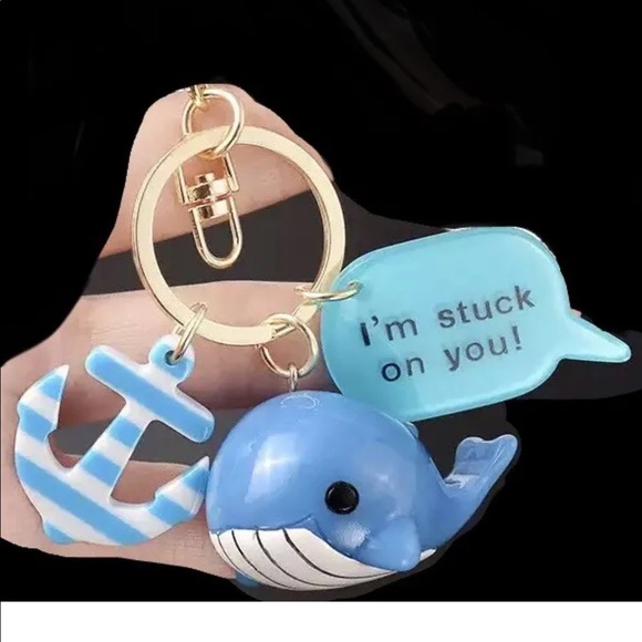 $2 Whale keychain blue or white $2 WITH ANY $10 ORDER OR MORE - Picture 3 of 16